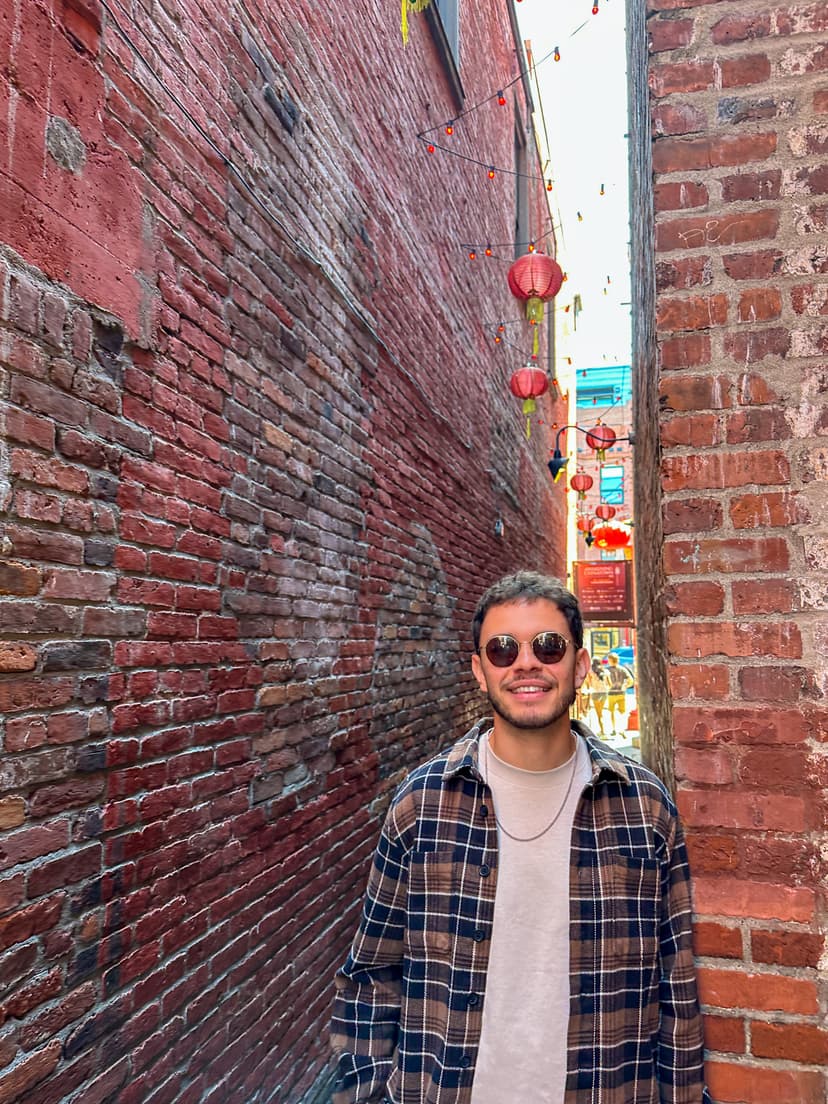 Roberto Temelkovski, software engineer in Toronto